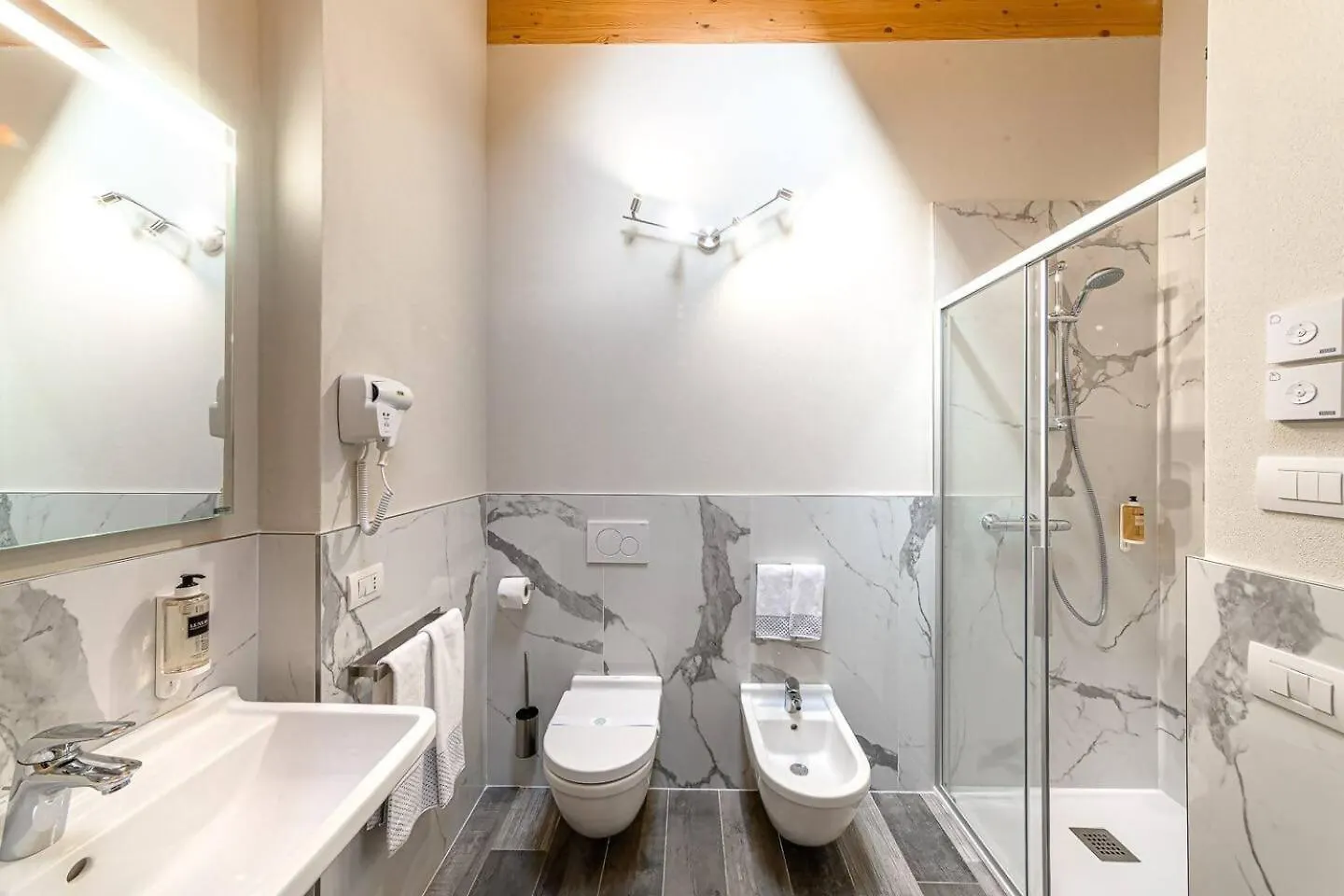 Residenza Cavour Appartamento C Tirano Apartment